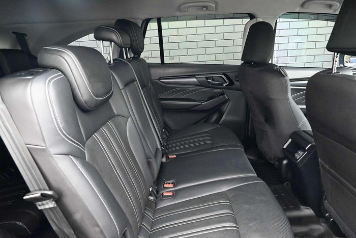 2024 Isuzu MU-X LS-T