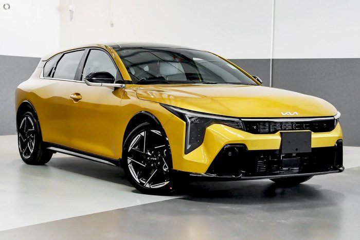 2025 Kia K4 GT-Line