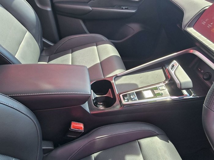 2024 MG ZS Essence Hybrid+