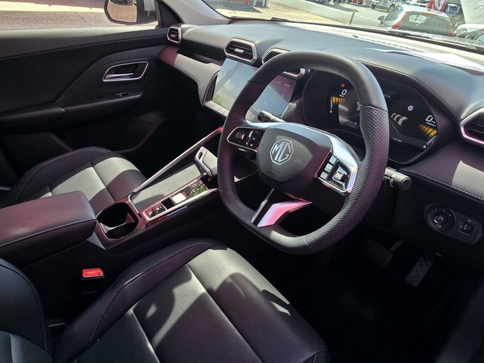 2024 MG ZS Essence Hybrid+