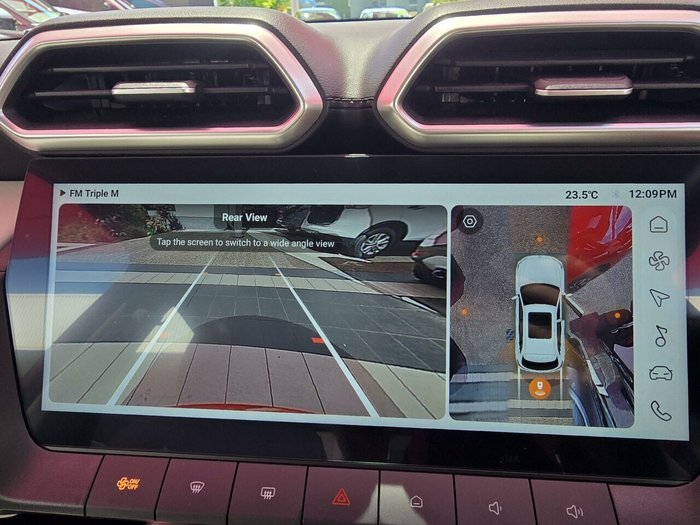 2024 MG ZS Essence Hybrid+