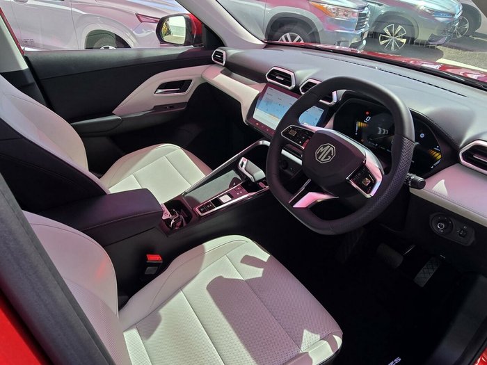 2024 MG ZS Essence Hybrid+