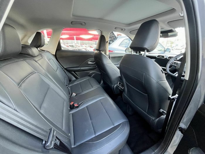 2024 MG ZS Essence Hybrid+