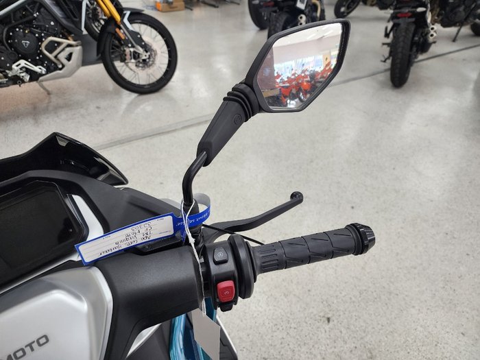 2025 CFMOTO 2025 CFMOTO 150CC 150SC Scooter ABS Silver