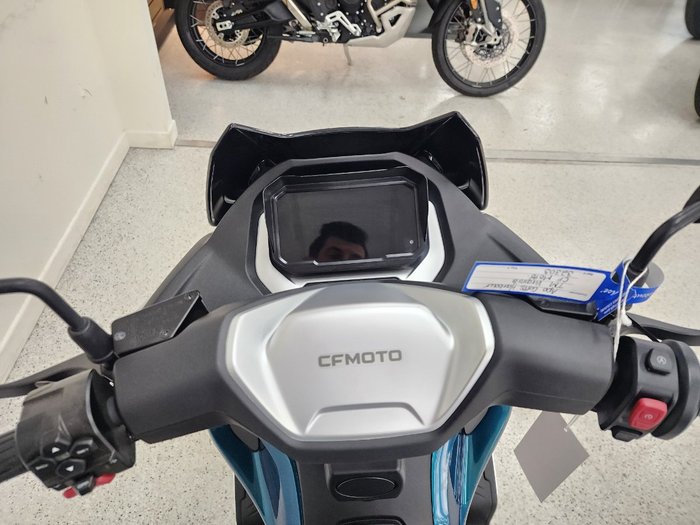 2025 CFMOTO 2025 CFMOTO 150CC 150SC Scooter ABS Silver