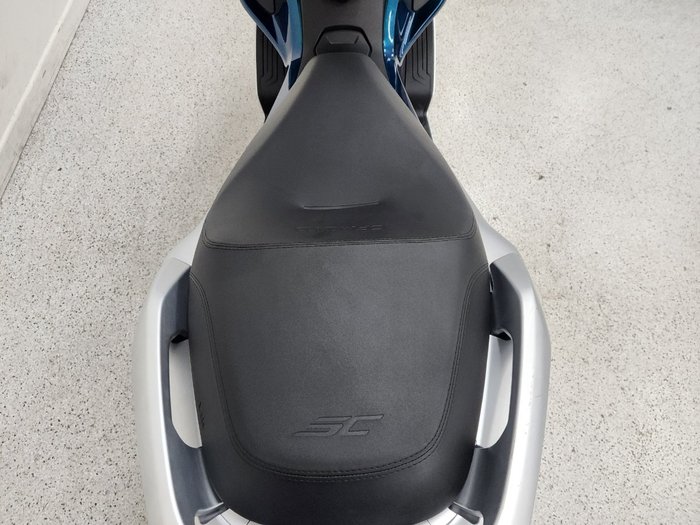 2025 CFMOTO 2025 CFMOTO 150CC 150SC Scooter ABS Silver