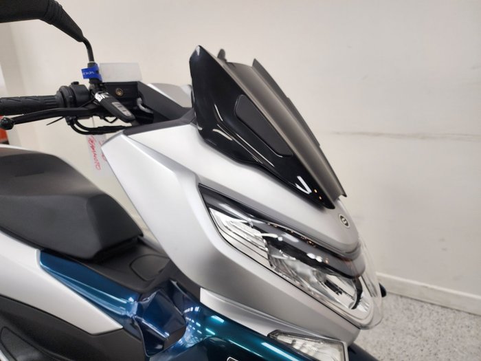 2025 CFMOTO 2025 CFMOTO 150CC 150SC Scooter ABS Silver