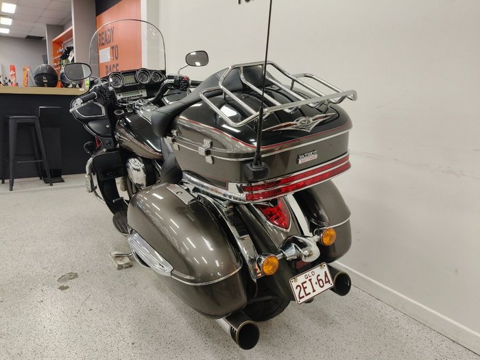 2011 Kawasaki VULCAN 1700 VOYAGER (ABS) Black