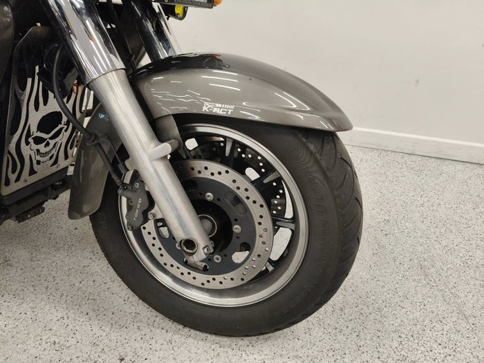 2011 Kawasaki VULCAN 1700 VOYAGER (ABS) Black