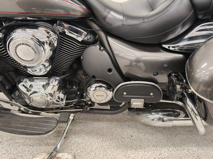 2011 Kawasaki VULCAN 1700 VOYAGER (ABS) Black