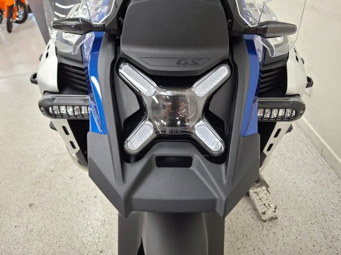 2025 BMW Motorrad R 1300 GS ADVENTURE TROPHY Blue