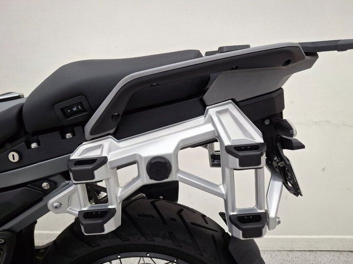 2025 BMW Motorrad R 1300 GS ADVENTURE TROPHY Blue