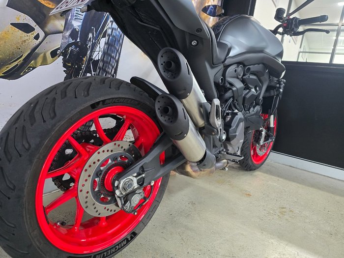 2022 DUCATI MONSTER Grey