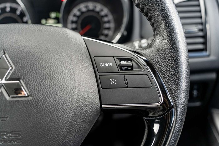 2024 Mitsubishi ASX LS