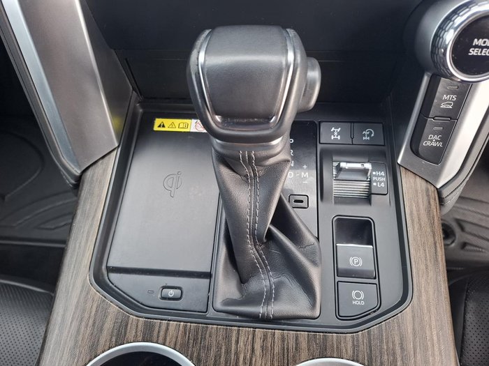 2022 Toyota Landcruiser VX
