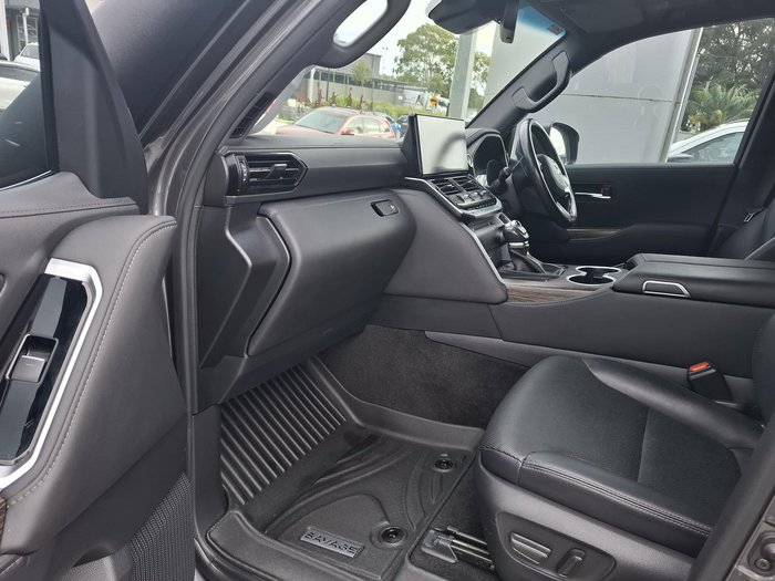 2022 Toyota Landcruiser VX