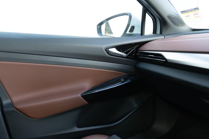 2025 Volkswagen ID.5 Pro