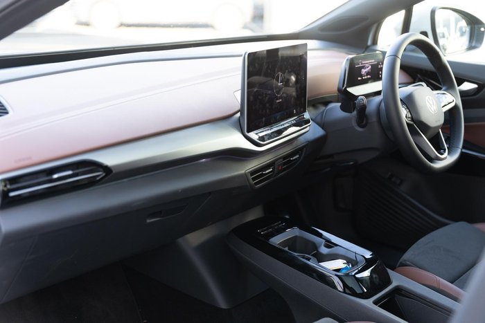 2025 Volkswagen ID.5 Pro