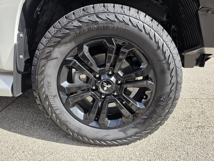 2022 Mitsubishi Triton GLX-R