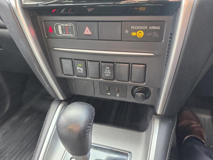 2022 Mitsubishi Triton GLX