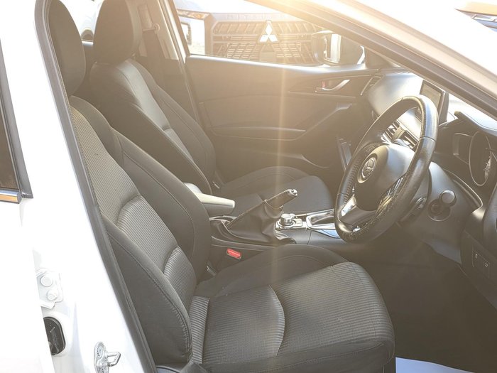 2015 Mazda 3 Maxx