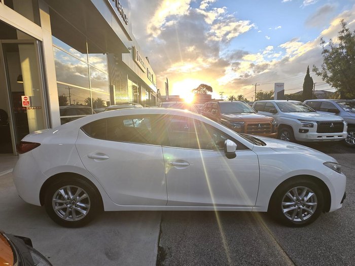 2015 Mazda 3 Maxx