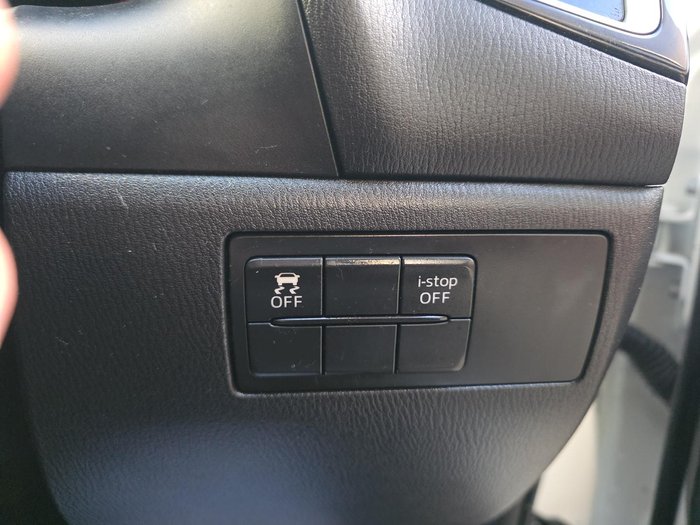 2015 Mazda 3 Maxx