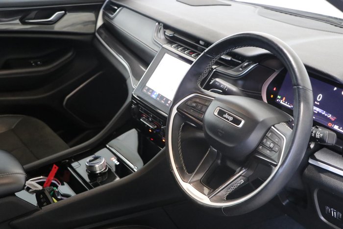 2022 Jeep Grand Cherokee L Night Eagle