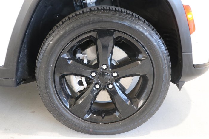 2022 Jeep Grand Cherokee L Night Eagle