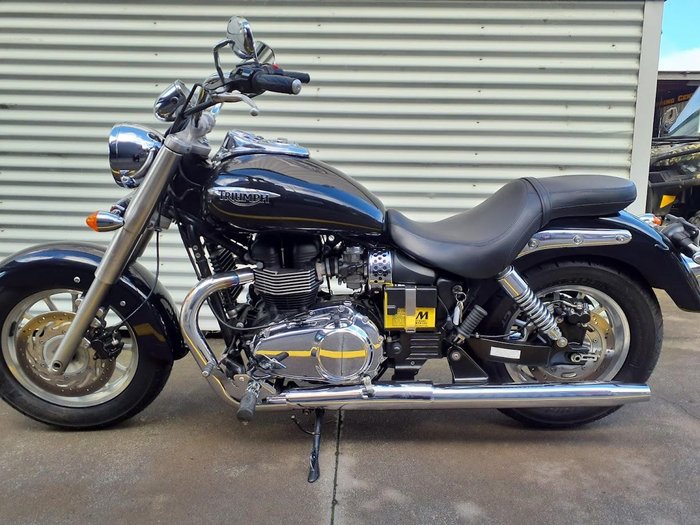 2012 Triumph America America Black
