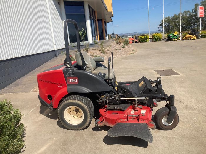 Toro Groundsmaster 7210