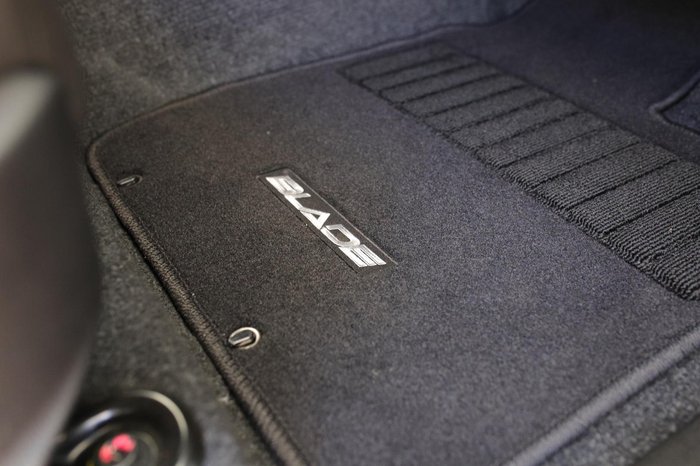 2025 Isuzu D-MAX BLADE