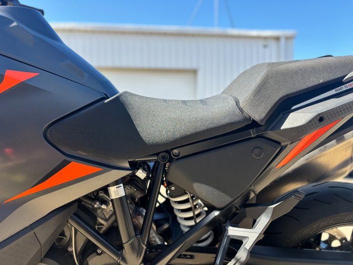 2021 Ktm SUPER ADVENTURE S Black