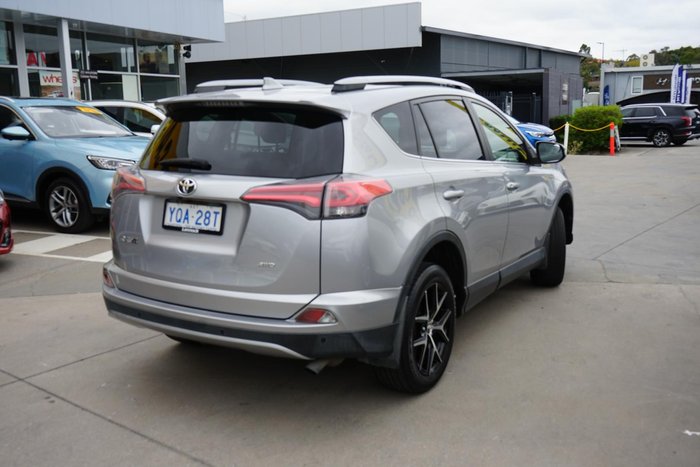 2017 Toyota RAV4 GXL