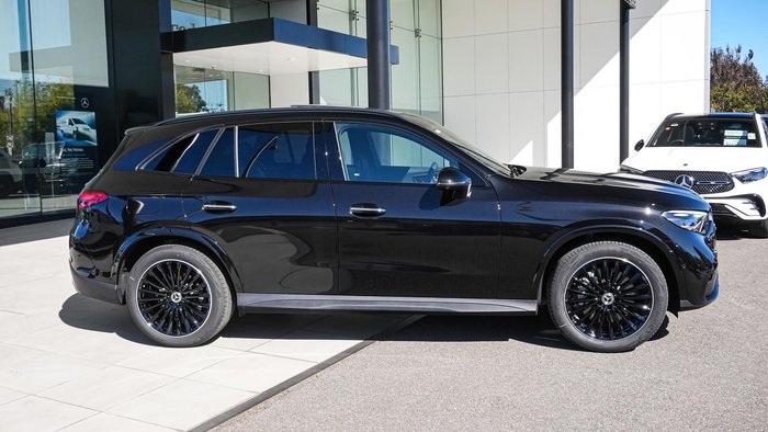 2025 Mercedes-Benz GLC-Class