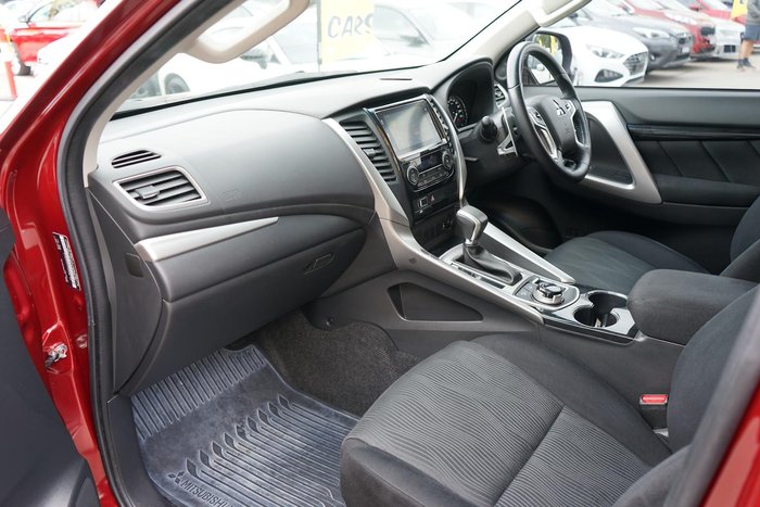 2017 Mitsubishi Pajero Sport GLX