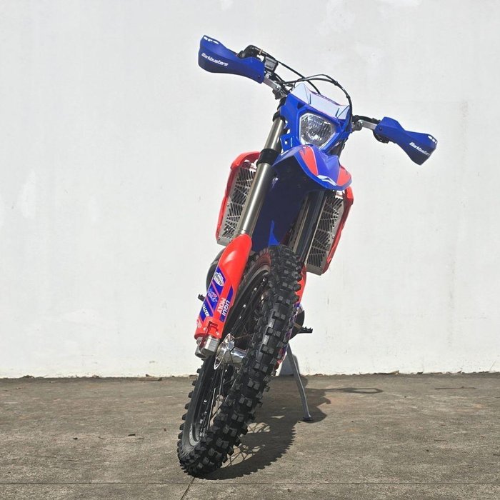 2025 Beta RR 200 Race 2T RR
