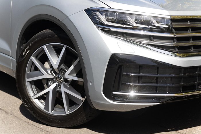 2025 Volkswagen Touareg 210TDI Elegance