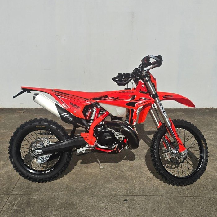 2026 Beta RR 300 X-PRO (2T) RR Red