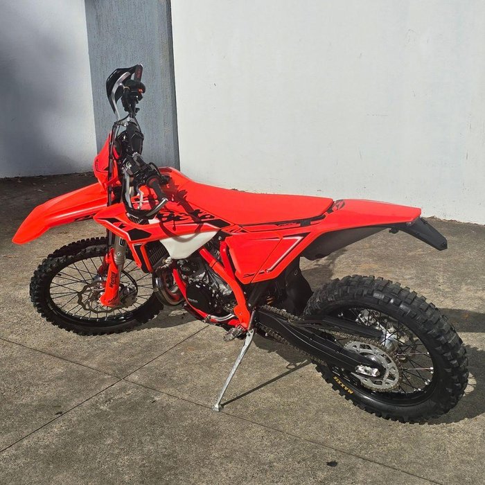 2026 Beta RR 300 X-PRO (2T) RR Red