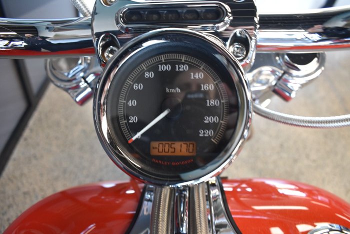 2017 HARLEY-DAVIDSON FXSB SOFTAIL BREAKOUT