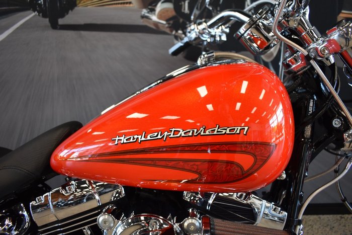 2017 HARLEY-DAVIDSON FXSB SOFTAIL BREAKOUT