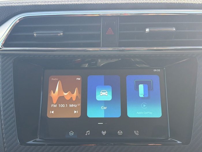 2023 MG ZS