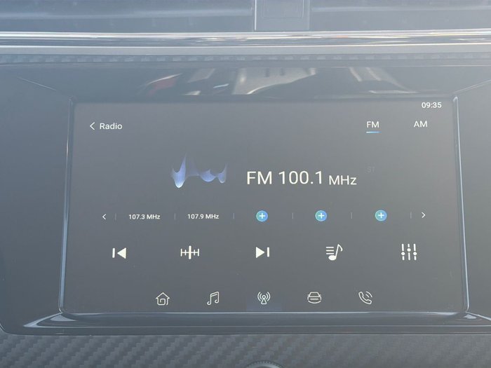 2023 MG ZS