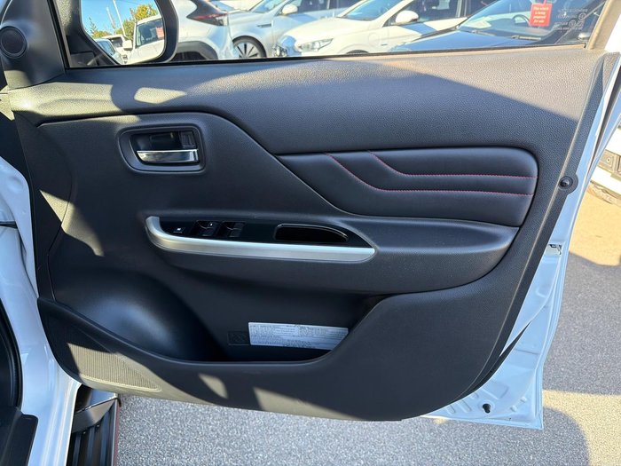 2023 Mitsubishi Triton GLS