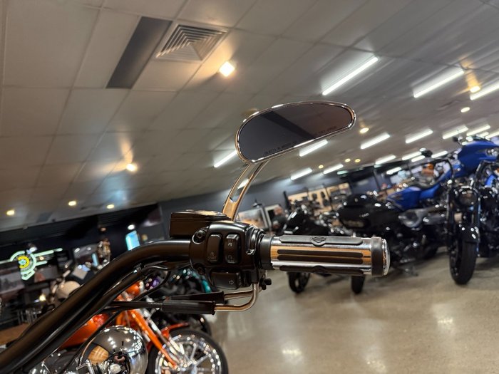 2003 HARLEY-DAVIDSON FLSTC HERITAGE SOFTAIL CLASSIC