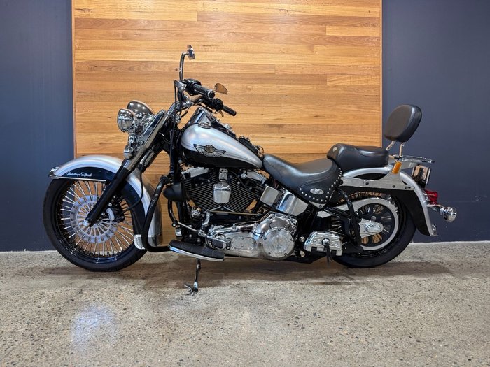 2003 HARLEY-DAVIDSON FLSTC HERITAGE SOFTAIL CLASSIC