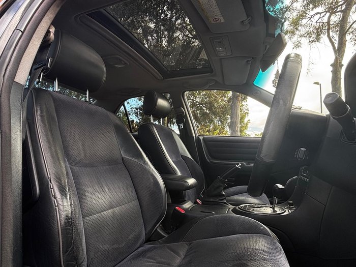 2001 Lexus IS 200 Sports Luxury GXE10R MY02 White Pearl