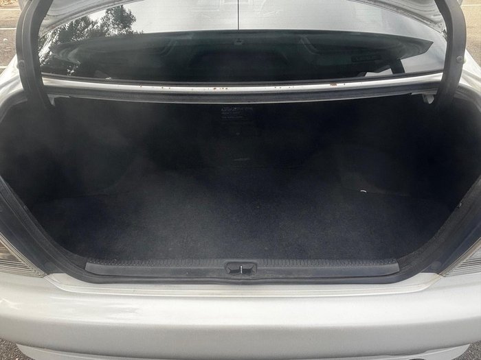 2001 Lexus IS 200 Sports Luxury GXE10R MY02 White Pearl