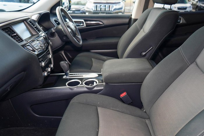 2017 Nissan Pathfinder ST